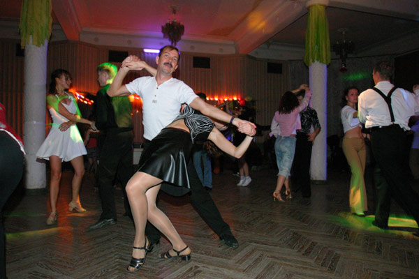    N Club’ 2003  